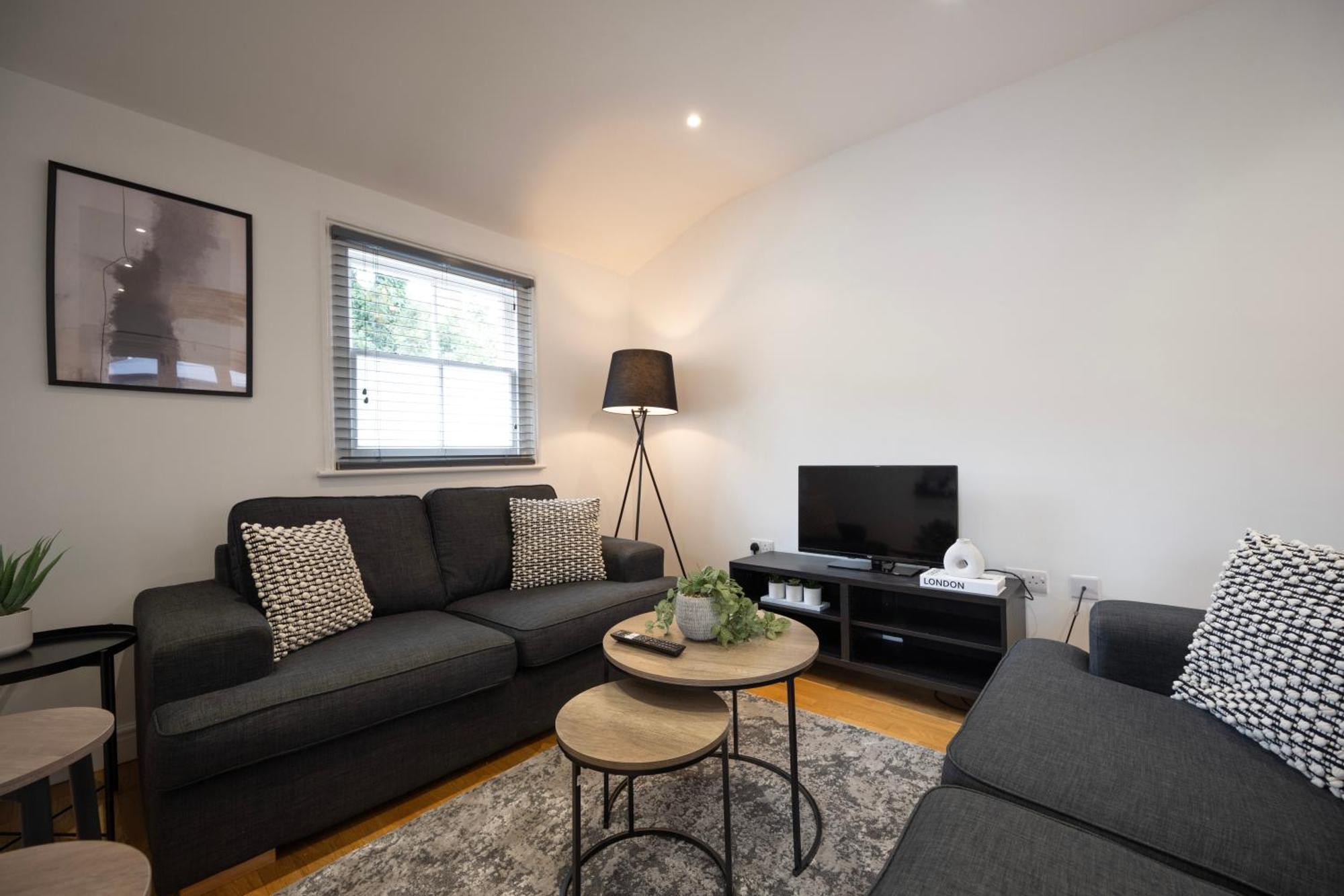 3-Bedroom Charming Central House แคนเทอร์เบอรี ภายนอก รูปภาพ
